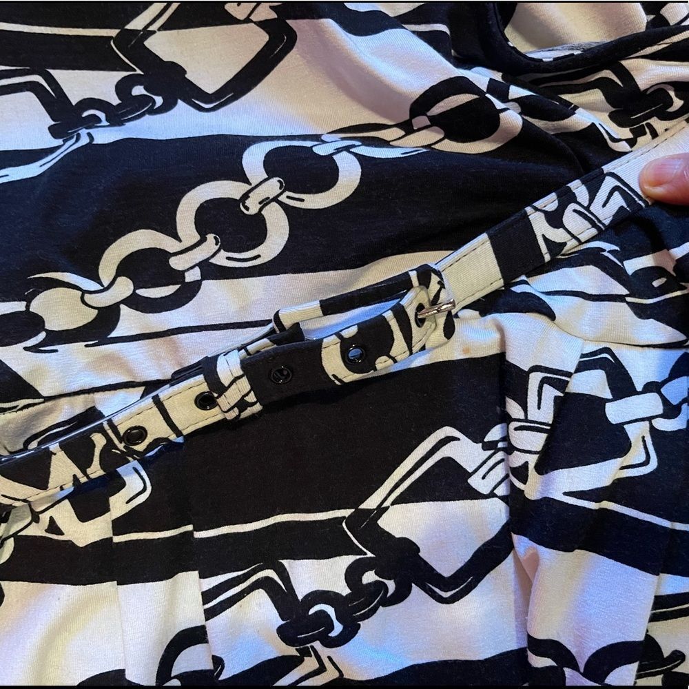 Cache dress - Picture 8 of 8